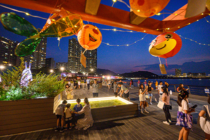 中秋团聚游公园 <br> Kent Mok